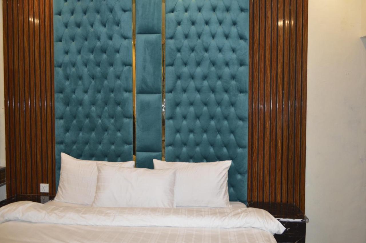 Rose Valet Guest House Islamabad Zewnętrze zdjęcie