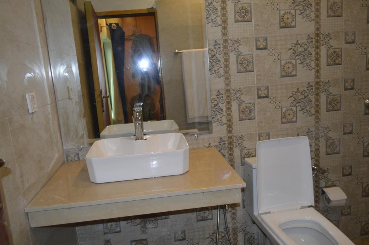 Rose Valet Guest House Islamabad Zewnętrze zdjęcie